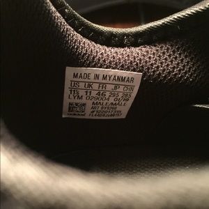 Men’s Adidas 11 1/2